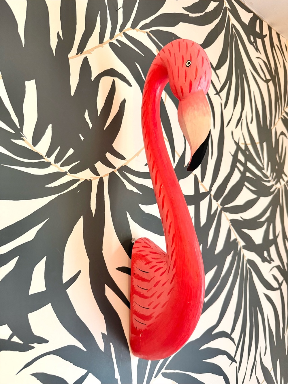 🦩Pink Flamingo Bust Wall Accent - Decorative Home Wall Decor - Picture 2 of 13